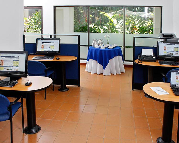 Sala de Internet ESTELAR Santamar Hotel & Centro de Convenciones Santa Marta
