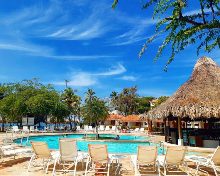 Tour Bar Piscina ESTELAR Santamar Hotel & Centro de Convenciones - Santa Marta