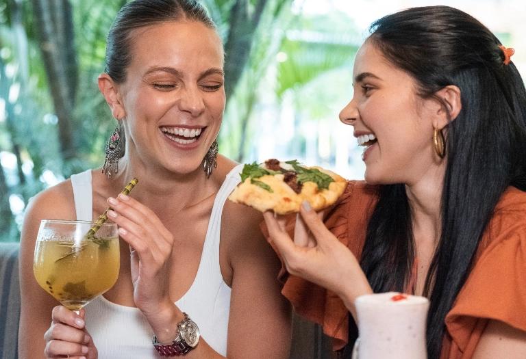 Pizzería ESTELAR Santamar Hotel & Centro de Convenciones Colombia - Santa Marta Pizzería ESTELAR Santamar Hotel & Centro de Convenciones Colombia - Santa Marta