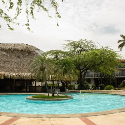 Piscina ESTELAR Santamar Hotel & Centro de Convenciones Colombia - Santa Marta Piscina ESTELAR Santamar Hotel & Centro de Convenciones Colombia - Santa Marta