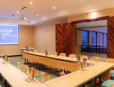 Salón ESTELAR Santamar Hotel & Centro de Convenciones Colombia - Santa Marta Salón ESTELAR Santamar Hotel & Centro de Convenciones Colombia - Santa Marta